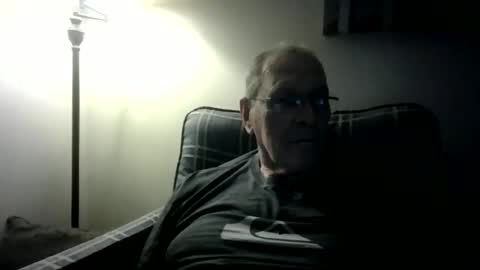 Snapshot of willnedoher chatting on 04.29.26 Willhedoher online show from 04.29.26