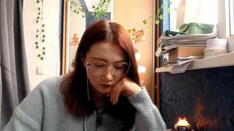 Phoebe online show from 03.04.26