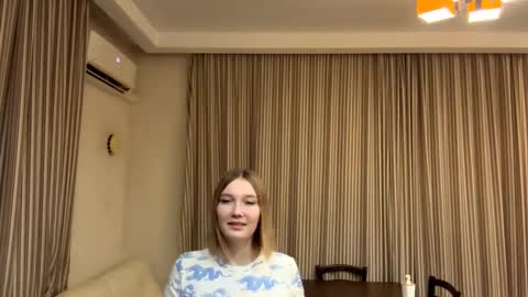 Nia online show from 10.11.25