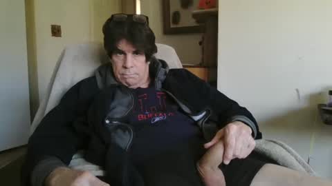 Snapshot of willtie26 chatting on 01.08.25 willtie26 online show from 01.08.25