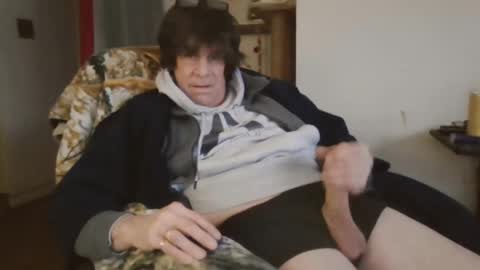 Snapshot of willtie26 chatting on 02.15.25 willtie26 online show from 02.15.25