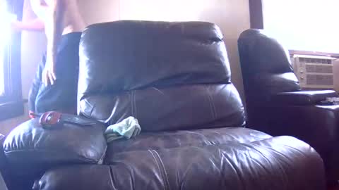 willydogg83 online show from 09.28.25