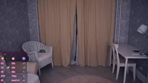 My name is Mia online show from 09.11.25