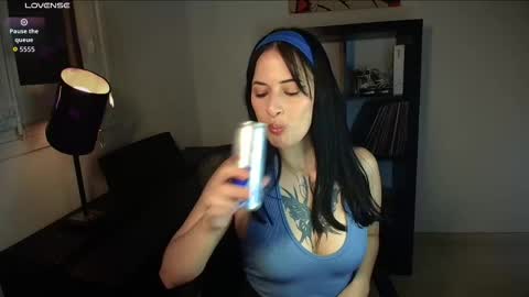 Snapshot of windy_butterfly chatting on 09.15.25 Sara online show from 09.15.25
