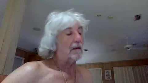 Snapshot of winedog2020 chatting on 04.21.26 Gundja Man online show from 04.21.26