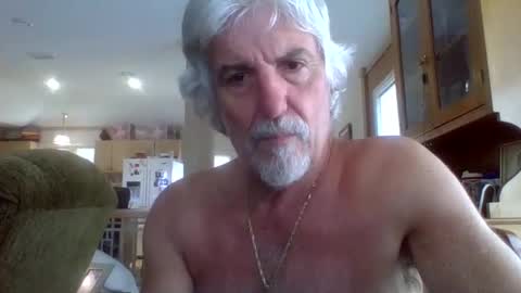 Snapshot of winedog2020 chatting on 05.16.26 Gundja Man online show from 05.16.26