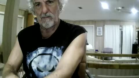 Snapshot of winedog2020 chatting on 05.17.26 Gundja Man online show from 05.17.26