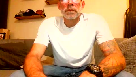 Snapshot of wingnutt765733 chatting on 02.12.26 wingnutt765733 online show from 02.12.26