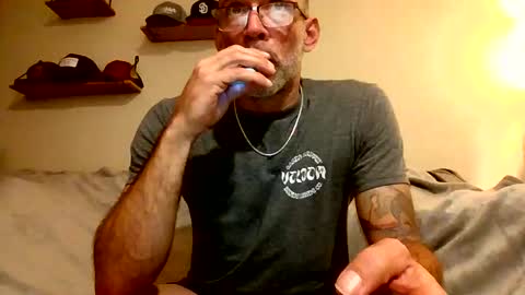 Snapshot of wingnutt765733 chatting on 02.16.26 wingnutt765733 online show from 02.16.26