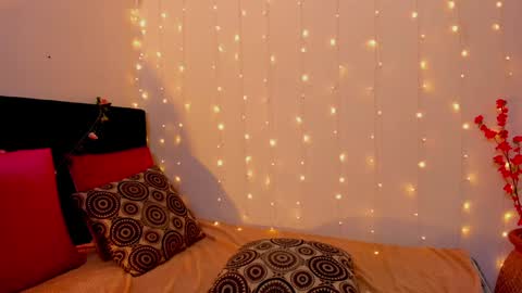 Wini Fer online show from 12.20.24