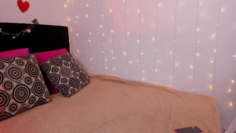 Wini Fer online show from 01.08.25