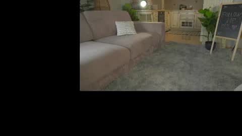 Snapshot of winnieriedesel chatting on 06.16.26 Lillian online show from 06.16.26