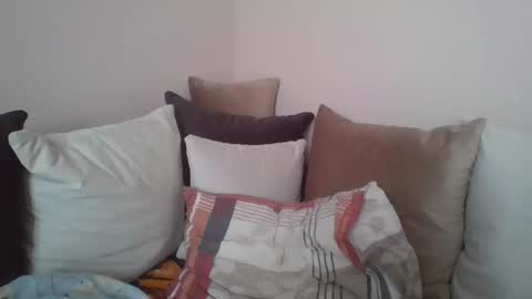 Snapshot of winston1982q chatting on 03.01.26 winston1982q online show from 03.01.26