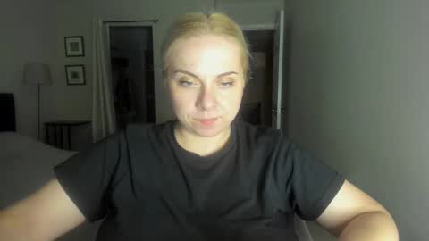 Winter Miracle online show from 11.17.25