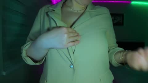 Winter Miracle online show from 04.21.26