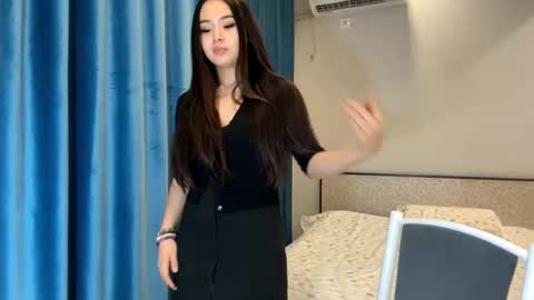 Amina online show from 12.03.25