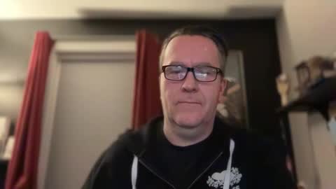 Snapshot of wintyr chatting on 01.17.25 wintyr online show from 01.17.25