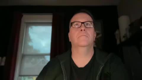 Snapshot of wintyr chatting on 10.13.25 wintyr online show from 10.13.25