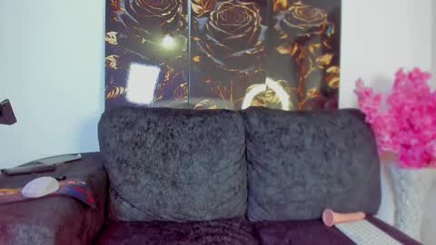 Snapshot of winy_hot chatting on 02.24.26 winy_hot online show from 02.24.26