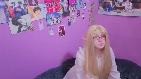 Snapshot of witam_zoeni chatting on 03.10.26 Lina online show from 03.10.26