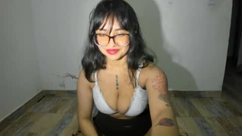 Snapshot of witch_3333 chatting on 06.17.26 witch_3333 online show from 06.17.26