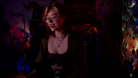 Snapshot of witch_fiona chatting on 12.03.24 Goddess of two strapons  - Mr. long Don Mr. Pinky online show from 12.03.24