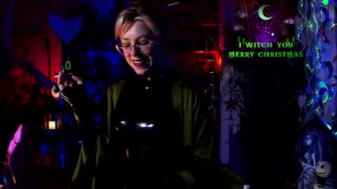 Snapshot of witch_fiona chatting on 12.28.24 Goddess of two strapons  - Mr. long Don Mr. Pinky online show from 12.28.24