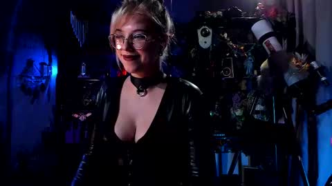 Snapshot of witch_fiona chatting on 02.24.25 Goddess of two strapons  - Mr. long Don Mr. Pinky online show from 02.24.25