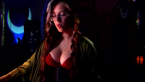 Snapshot of witch_fiona chatting on 09.14.25 Goddess of two strapons  - Mr. long Don Mr. Pinky online show from 09.14.25