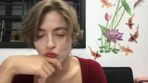 Snapshot of witches_curves chatting on 05.22.26 Nemo online show from 05.22.26