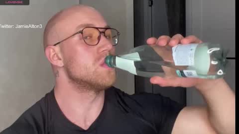 Wlademar online show from 11.10.25