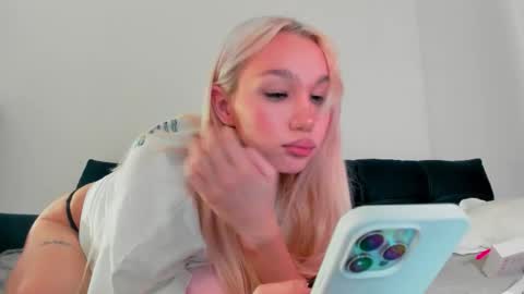 wladilia online show from 09.22.25