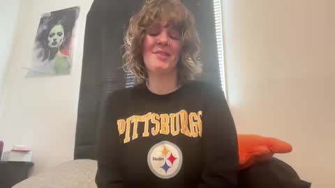 Snapshot of wldntulik2no chatting on 03.01.25 Moth online show from 03.01.25