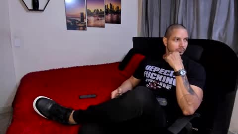 Snapshot of wncmodels chatting on 04.06.26 Magnus Dark independent model online show from 04.06.26