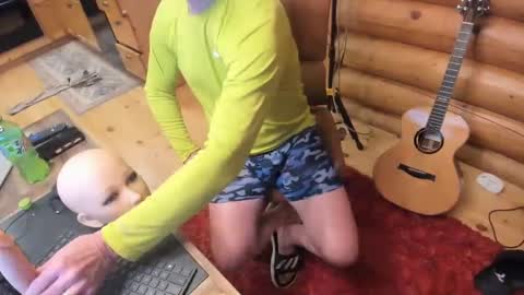 Snapshot of wobbleon chatting on 01.10.25 Gobbleon online show from 01.10.25