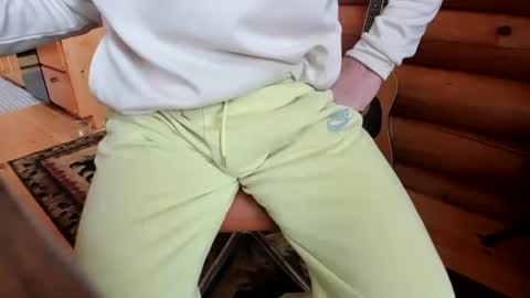 Snapshot of wobbleon chatting on 10.21.25 Gobbleon online show from 10.21.25