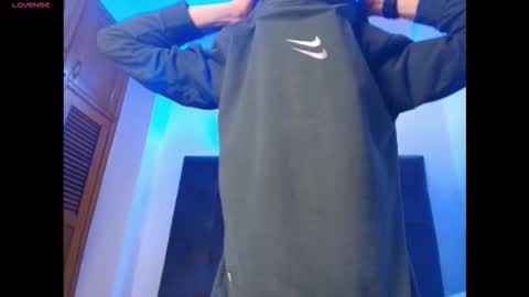  W O L F  online show from 09.26.25