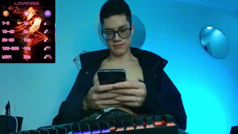  W O L F  online show from 02.06.26