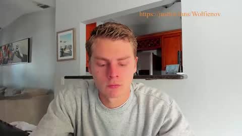 Wolfienov online show from 01.08.25