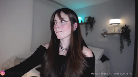   online show from 02.04.25