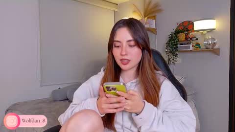   online show from 10.09.25