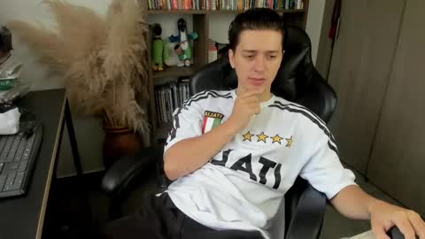 wolker_allan online show from 10.30.25