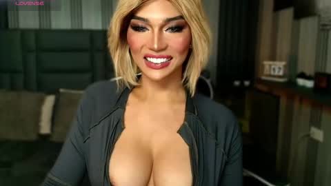 Julia online show from 12.21.25