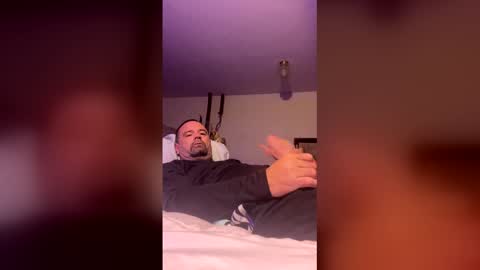 wombraider863 online show from 03.03.26