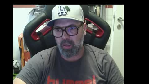 Adam online show from 09.08.25