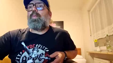 Adam online show from 10.25.25