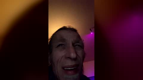 Snapshot of wonderboy3272 chatting on 02.10.26 guido online show from 02.10.26