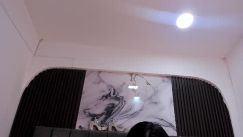 Snapshot of wonderkloe_ chatting on 06.14.26 wonderkloe_ online show from 06.14.26