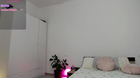 Amalia online show from 11.21.25