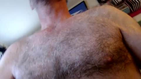 Snapshot of woodiesays chatting on 09.29.25 WoodieSays online show from 09.29.25